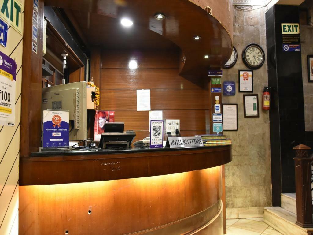 Metropolis Tourist Home New Delhi Eksteriør bilde